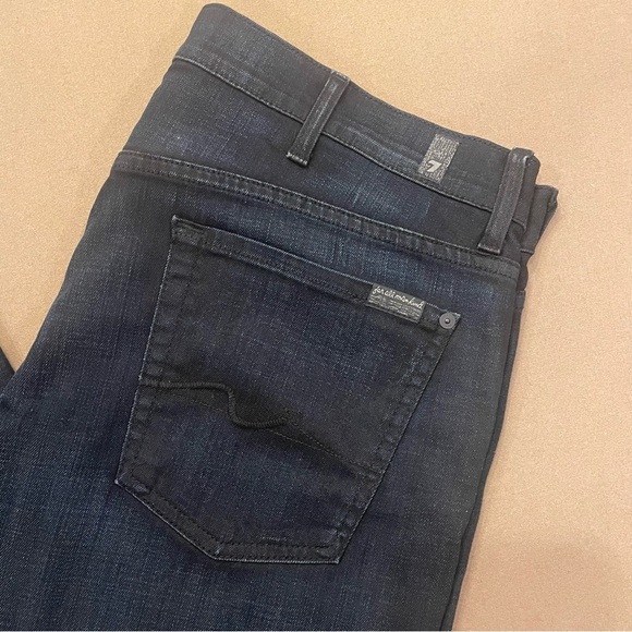 7 For All Mankind Men’s Standard Dark Wash Jeans Size 38
*See Description/Inseam - Picture 2 of 13
